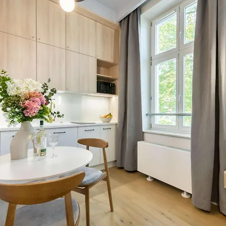 Dom & House Unique Aparthotel