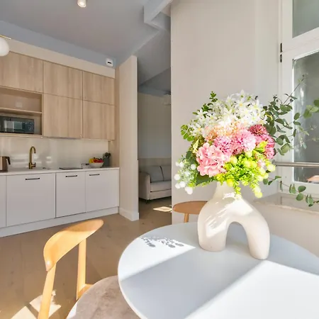 Aparthotel Dom & House Unique 3*