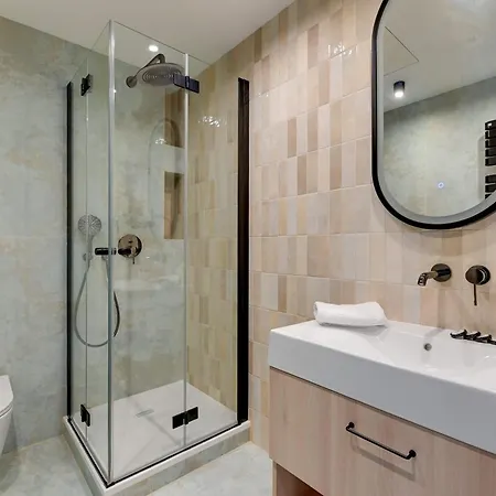 Dom & House Unique Aparthotel 3*