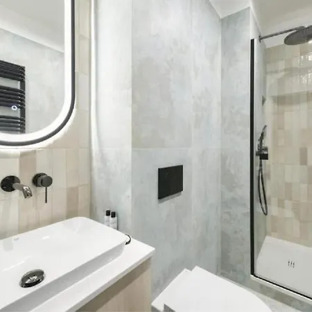 Dom & House Unique Aparthotel Sopot