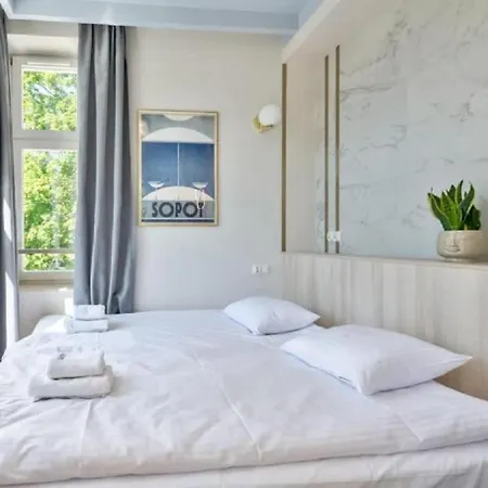 Dom & House Unique Aparthotel 3*