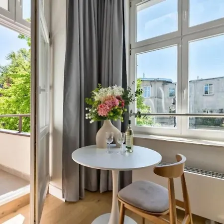 Aparthotel Dom & House Unique