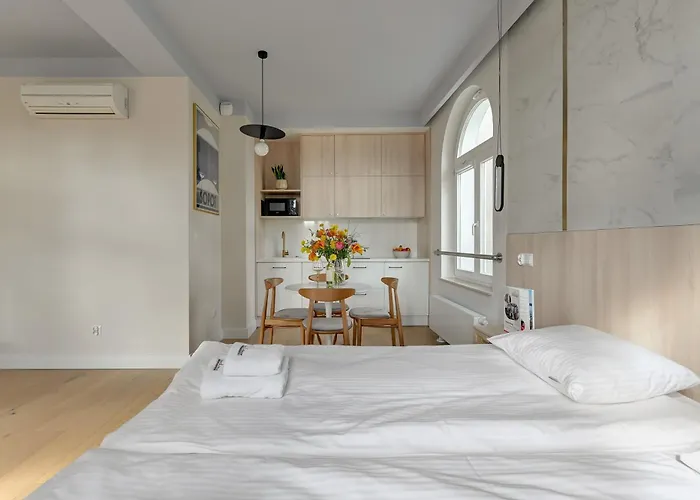 Dom & House Unique מלון דירות