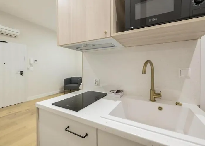 Dom & House Unique מלון דירות 3*