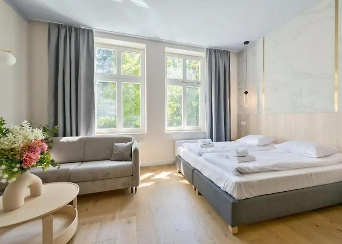 Dom & House Unique סופוט