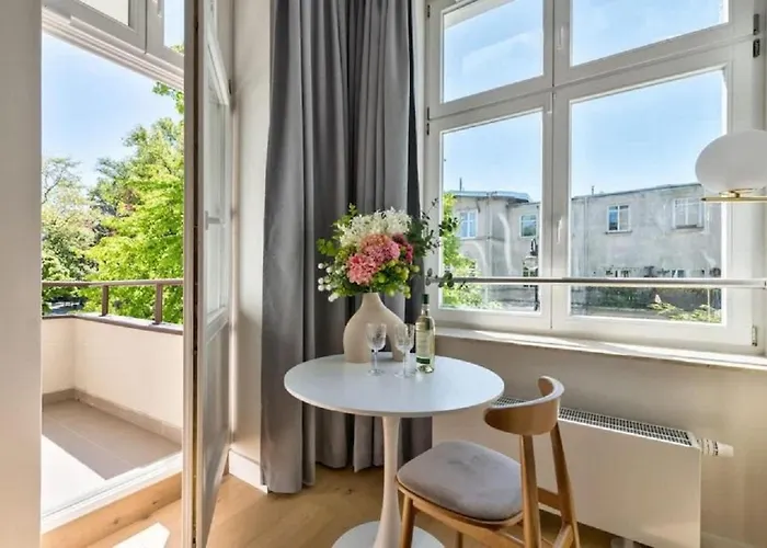 מלון דירות Dom & House Unique