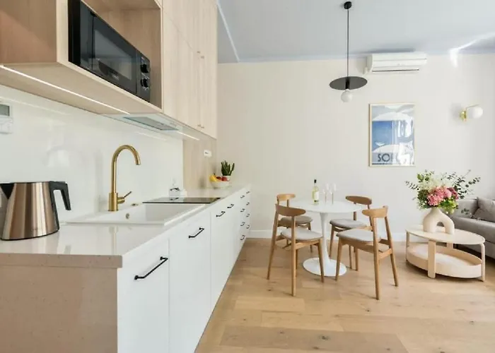 Dom & House Unique מלון דירות