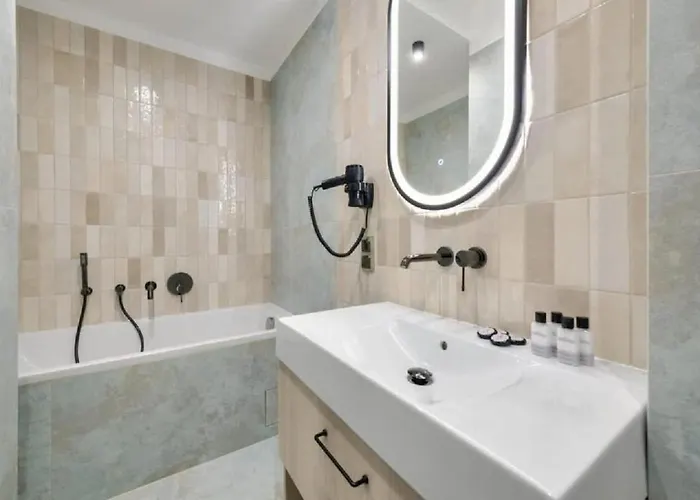 Dom & House Unique 3* סופוט