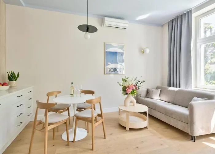 מלון דירות Dom & House Unique